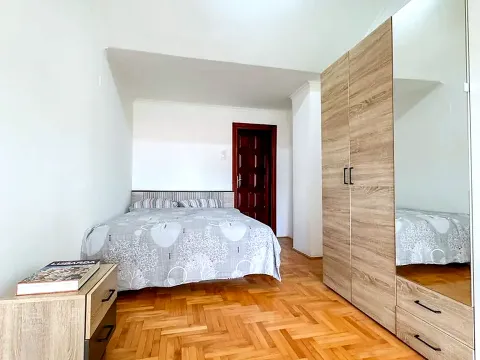 Prodaja, jednosoban stan, 58m², Centar, Podgorica - image 8