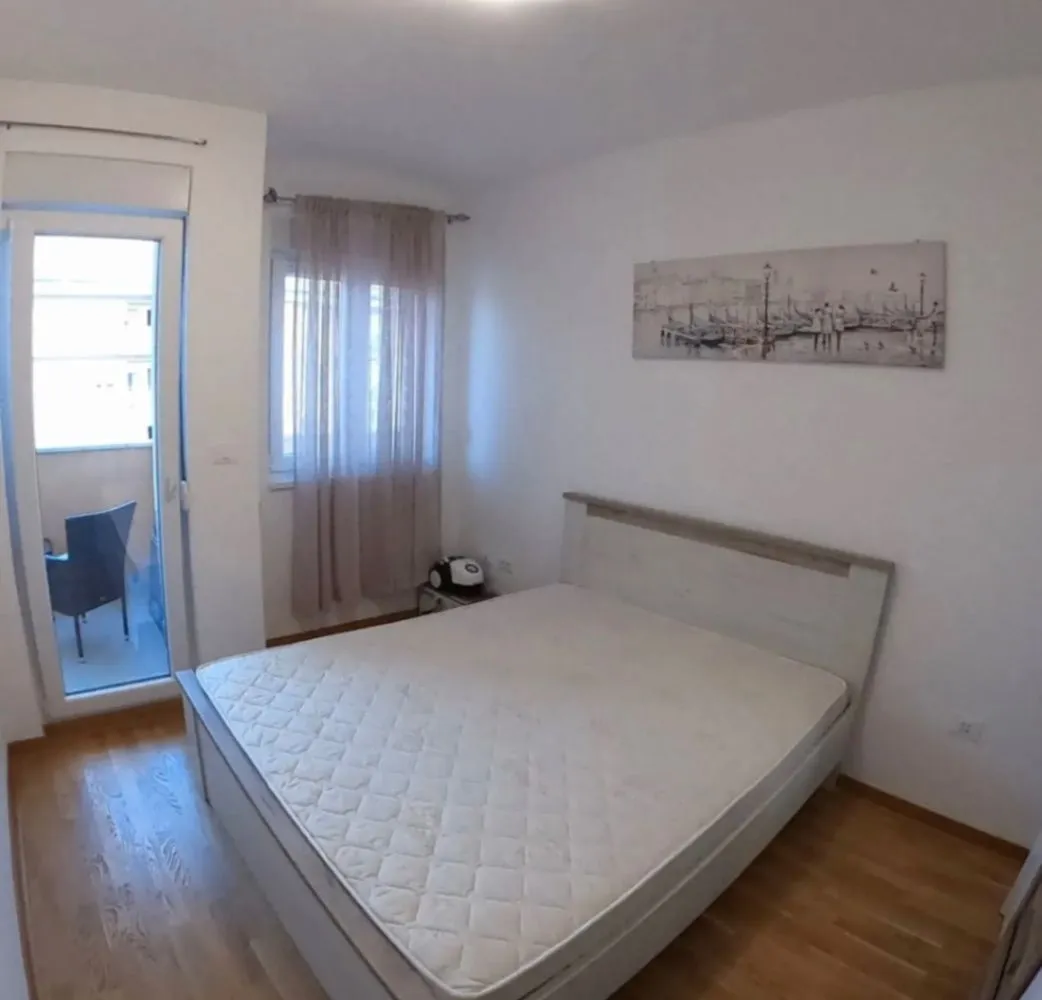 Rent, one bedroom apartment, 43m², City Kej, Podgorica