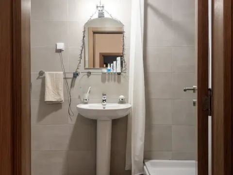 Prodaja, dvosoban stan, 75m², Stari Aerodrom, Podgorica - image 12