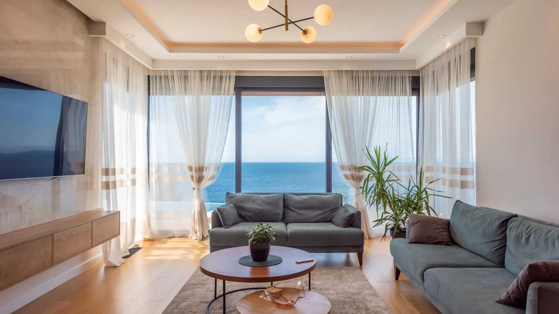 Sale, house, 256m², Reževići, Budva