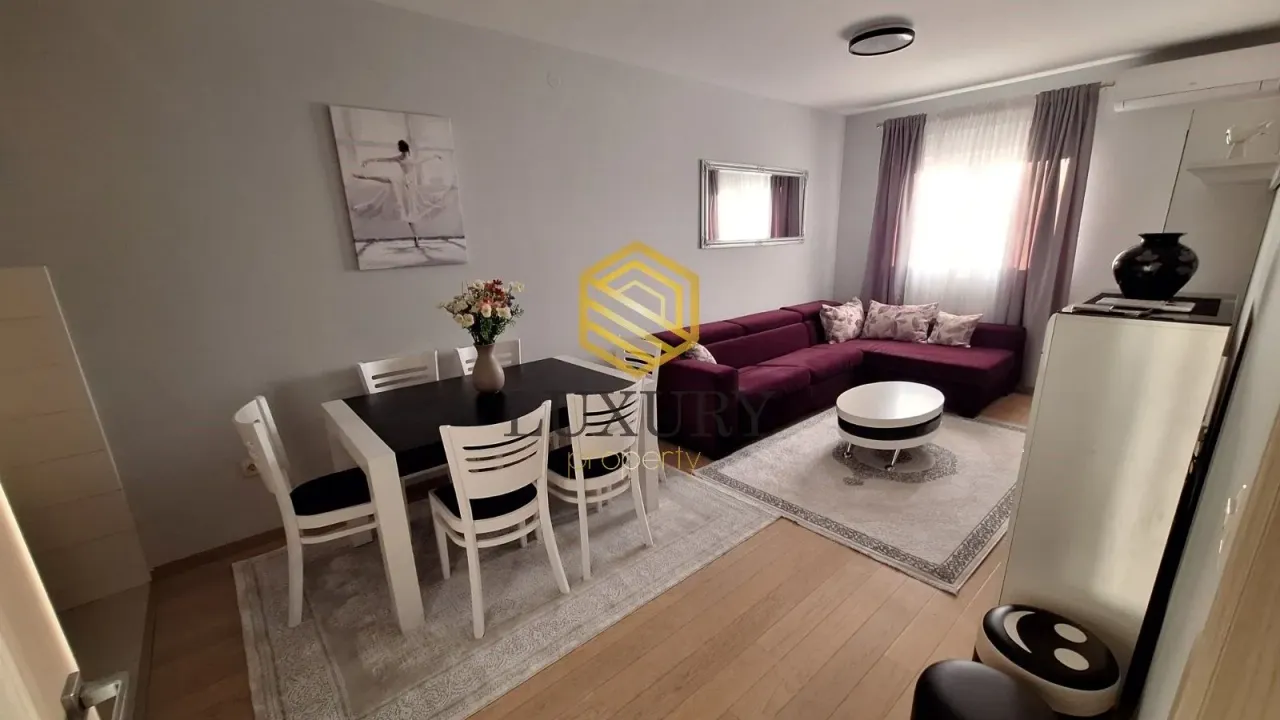 Izdavanje, jednosoban stan, 46m², City Kvart, Podgorica