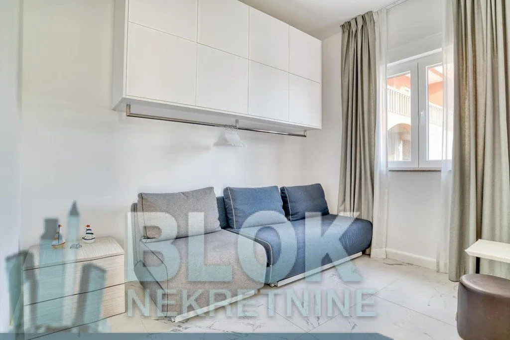Prodaja, dvosoban stan, 60m², Petrovac, Budva