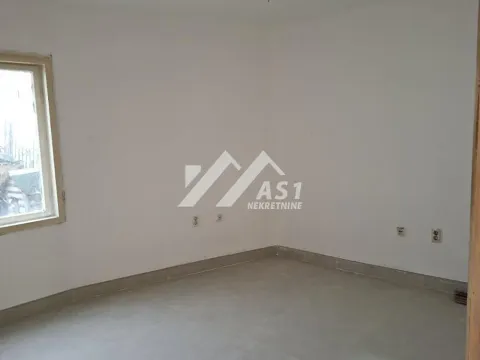 Izdavanje, poslovni prostor, 120m², Titel, Novi Sad - image 2