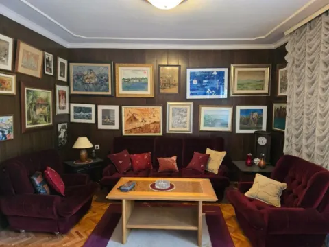 Prodaja, kuća, 298m², Tološi, Podgorica - image 5