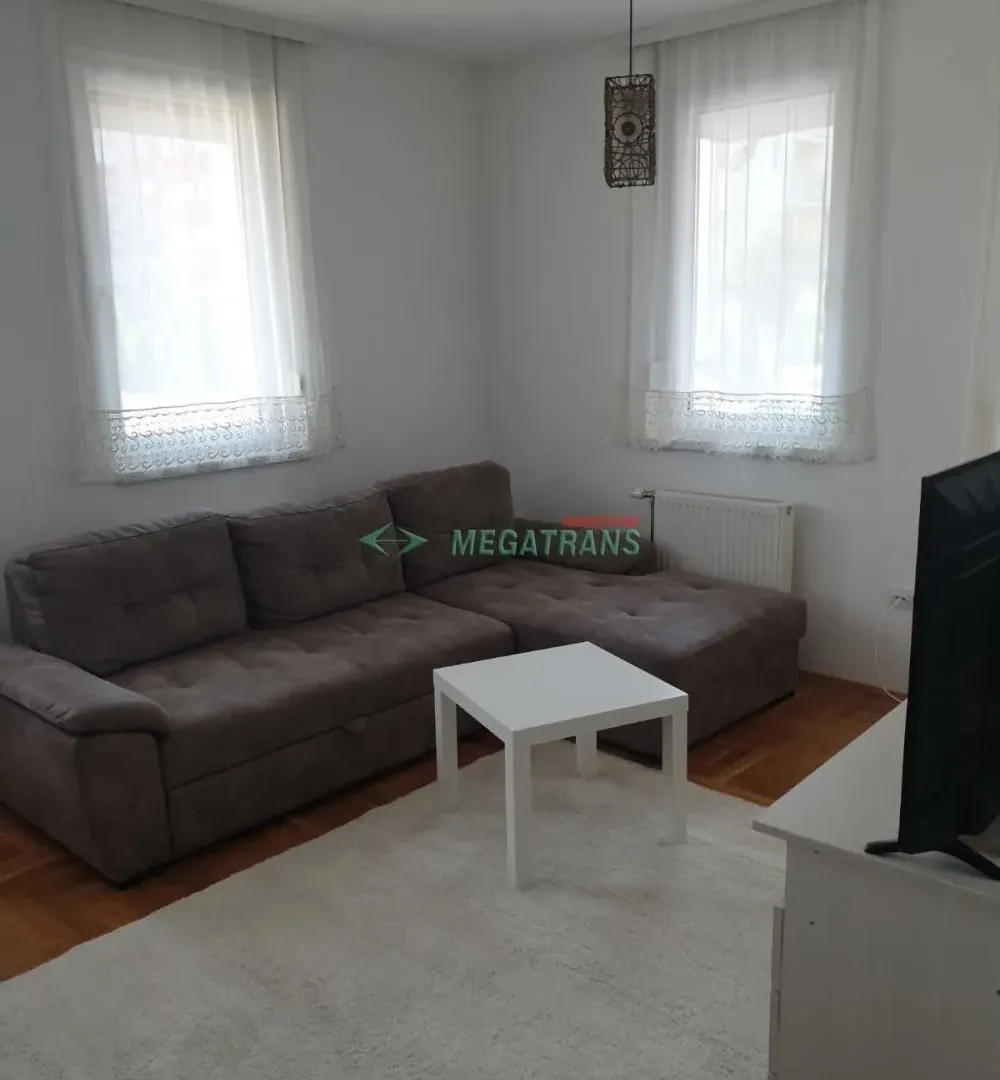 Izdavanje, dvosoban stan, 50m², Nova Detelinara, Novi Sad Sve Podlokacije