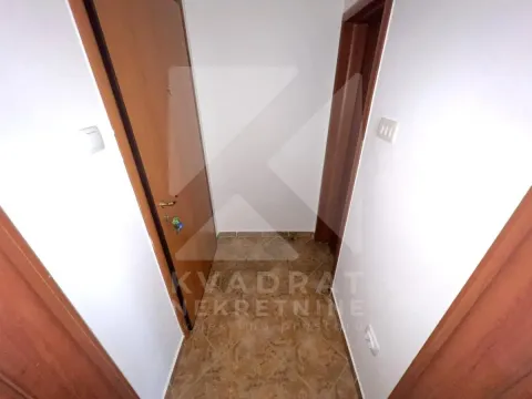 Rent, studio apartment, 29m², Zabjelo, Podgorica - image 7