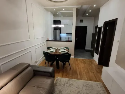 Izdavanje, dvosoban stan, 48m², Bulevar Oslobodjenja, Novi Sad Sve Podlokacije - image 4