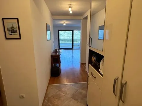 Prodaja, dvosoban stan, 102m², Stoliv, Kotor - image 4