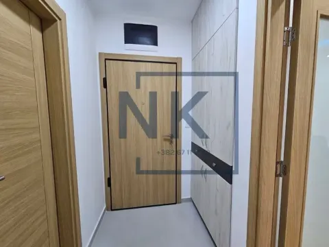 Izdavanje, jednosoban stan, 49m², City Kvart, Podgorica - image 12