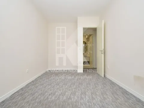 Rent, two bedroom apartment, 82m², Kruševac, Podgorica - image 4