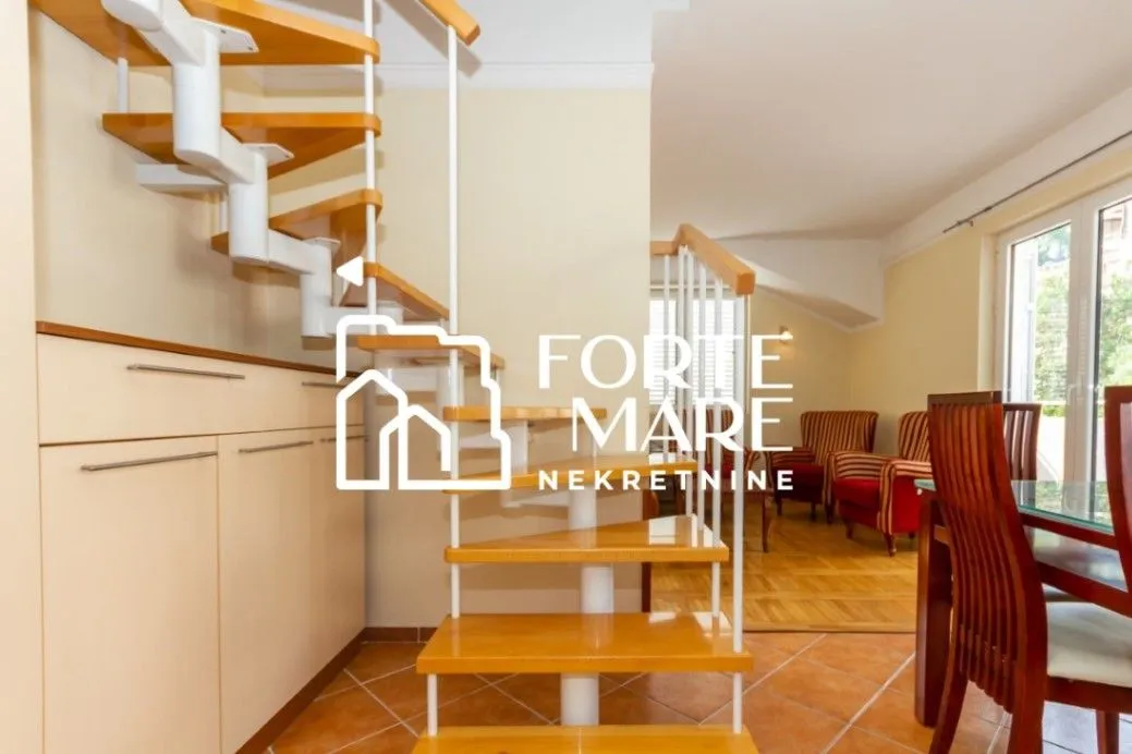 Prodaja, dvosoban stan, 83m², Savina, Herceg Novi
