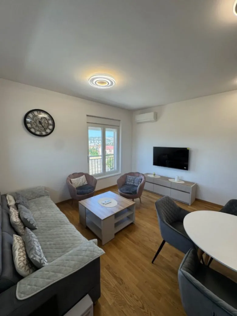 Rent, two bedroom apartment, 66m², Stari Aerodrom, Podgorica