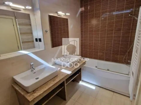 Rent, four bedroom apartment, 148m², Savski Venac, Beograd - image 16