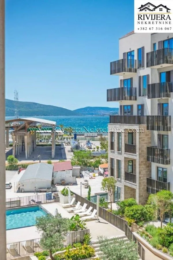 Prodaja, jednosoban stan, 55m², Centar, Tivat