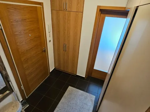 Prodaja, dvosoban stan, 70m², Tuški Put, Podgorica - image 8