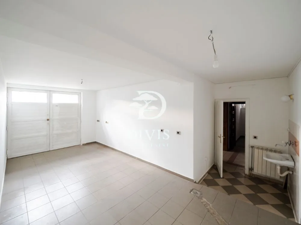 Izdavanje, kuća, 480m², Zvezdin Stadion, Beograd