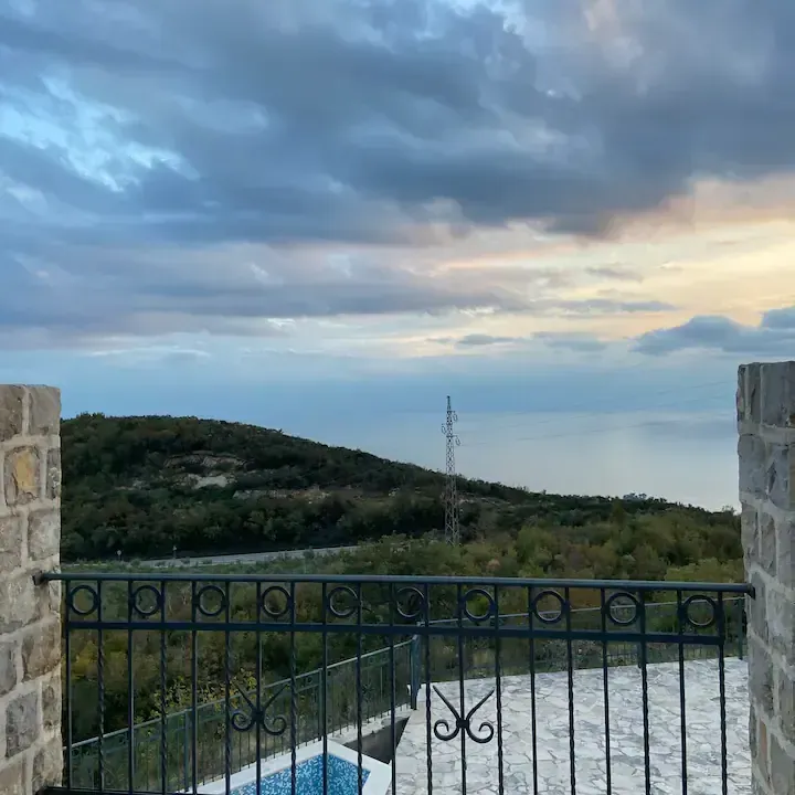 Sale, house, 466m², Petrovac, Budva