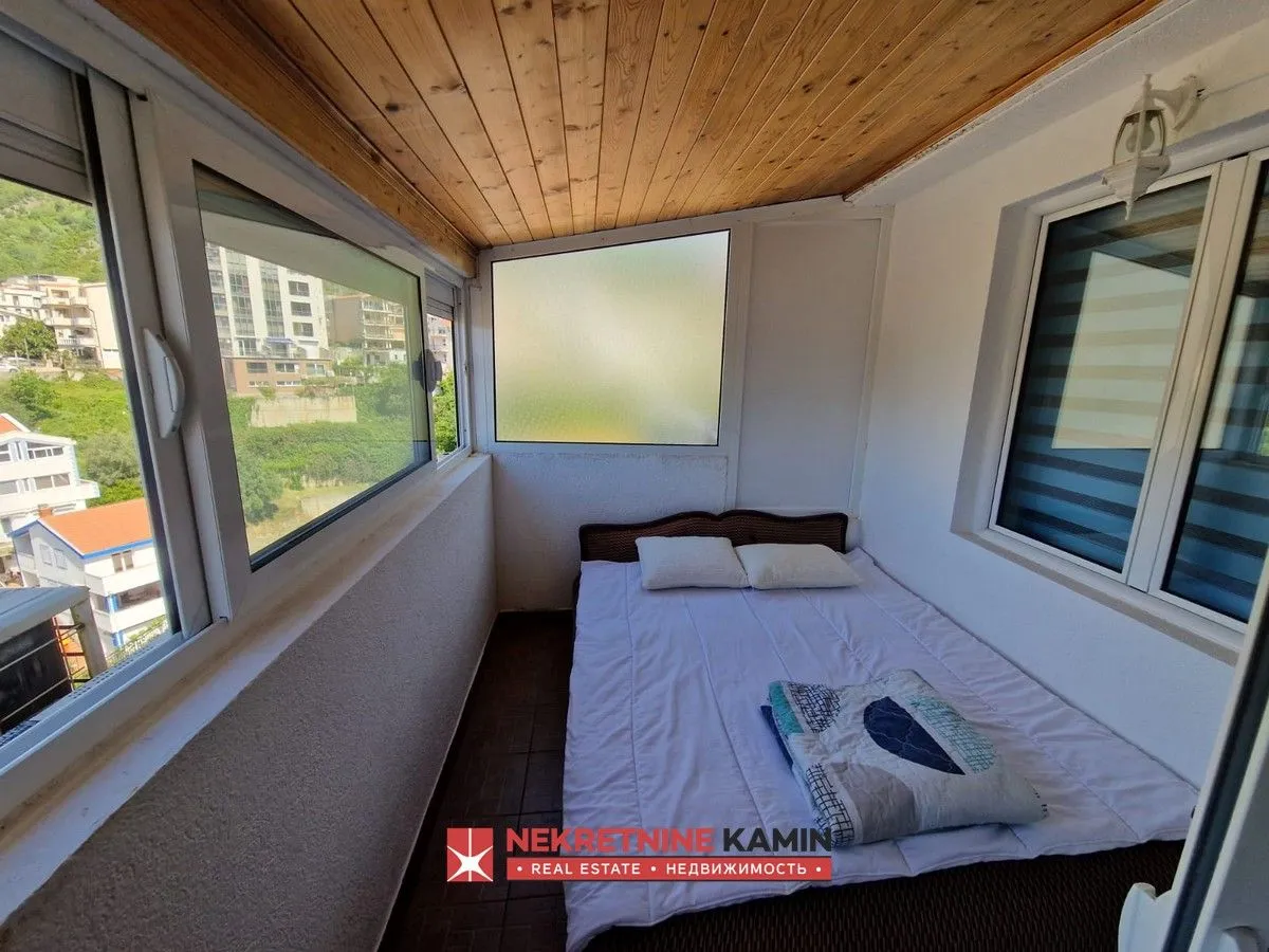 Izdavanje, jednosoban stan, 45m², Rafailovići, Budva