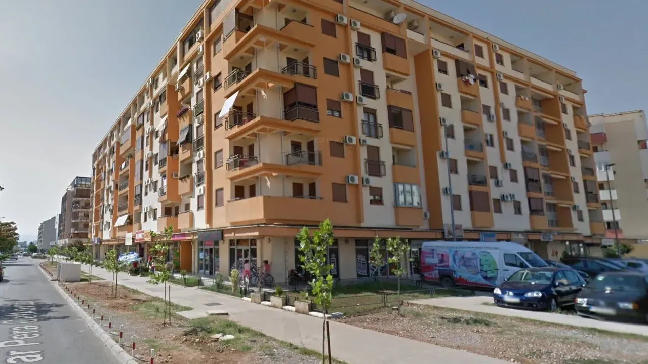 Prodaja, jednosoban stan, 40m², Stari Aerodrom, Podgorica