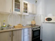 Izdavanje, dvosoban stan, 65m², Savski Trg, Beograd - image 7