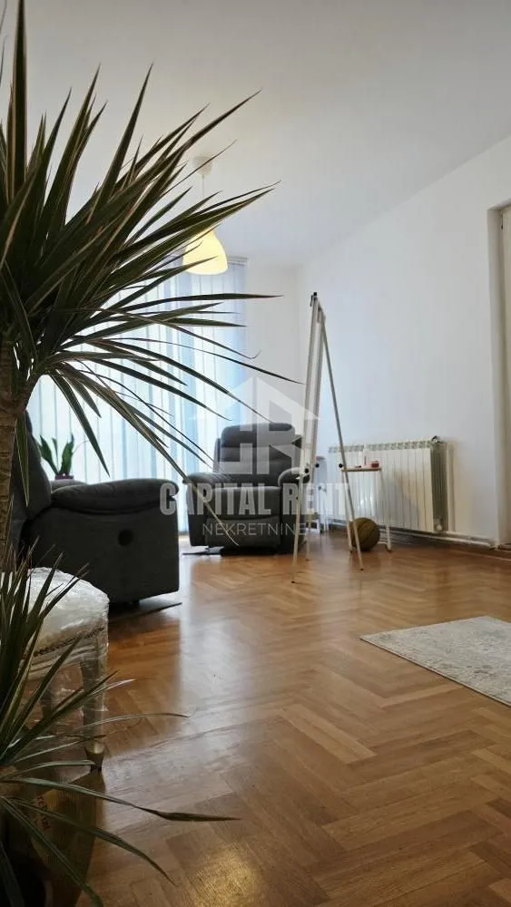 Rent, office space, 69m², Senjak, Beograd