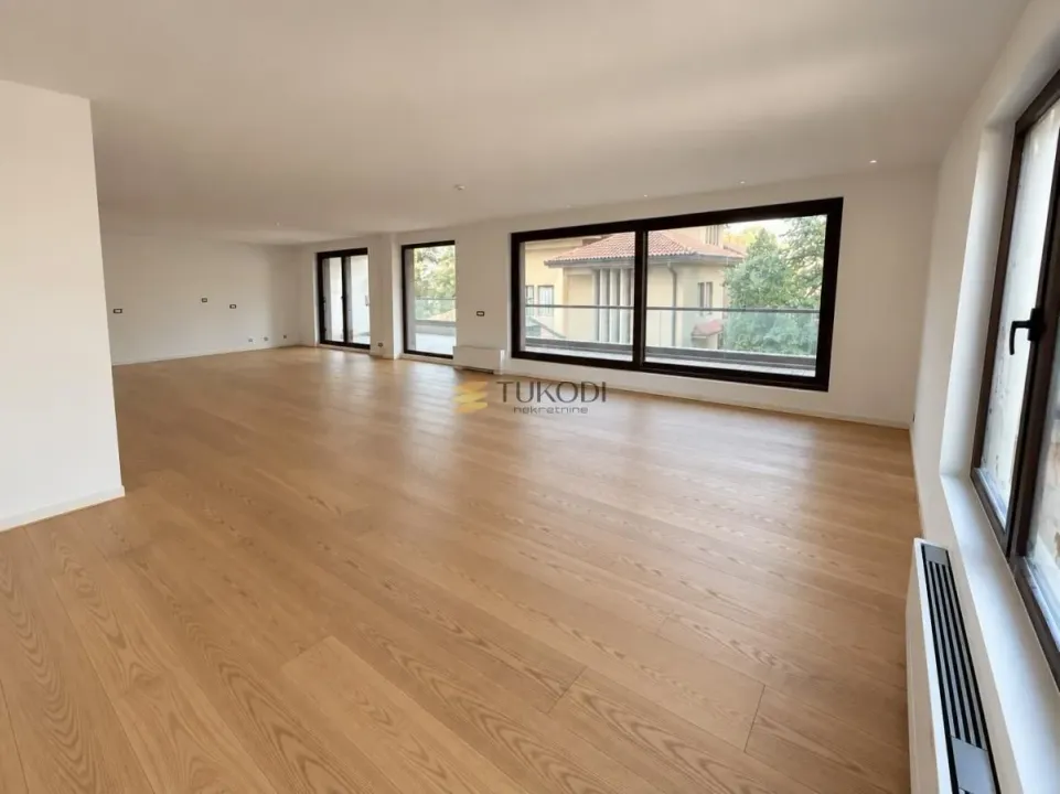 Sale, three bedroom apartment, 217m², Savski Venac, Beograd