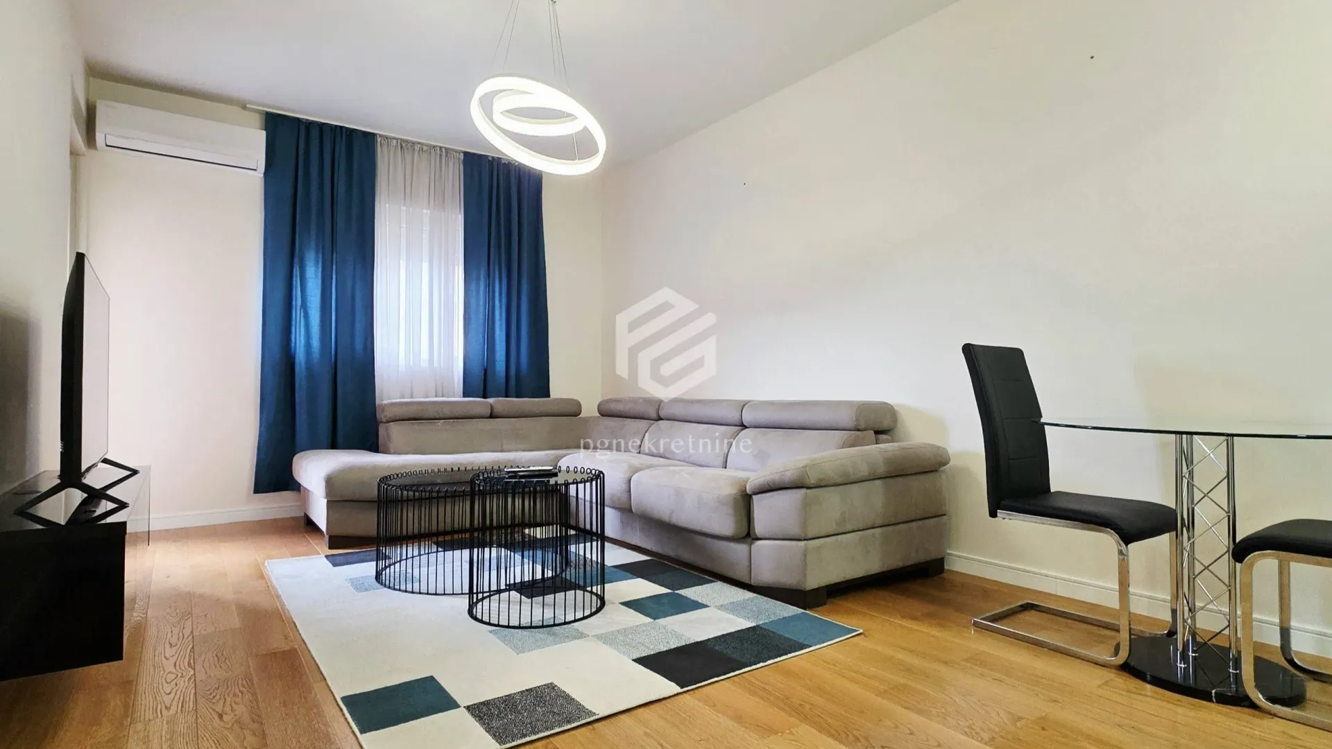 Rent, one bedroom apartment, 49m², Central Point, Podgorica