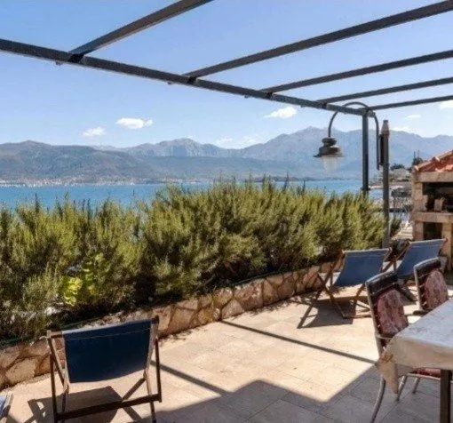 Prodaja, kuća, 200m², Krašići, Tivat