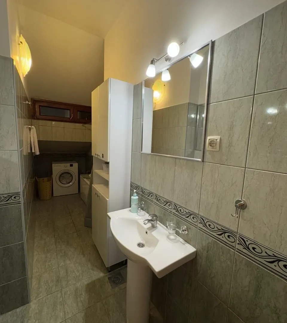 Rent, apartment, 142m², Vezirov Most, Podgorica