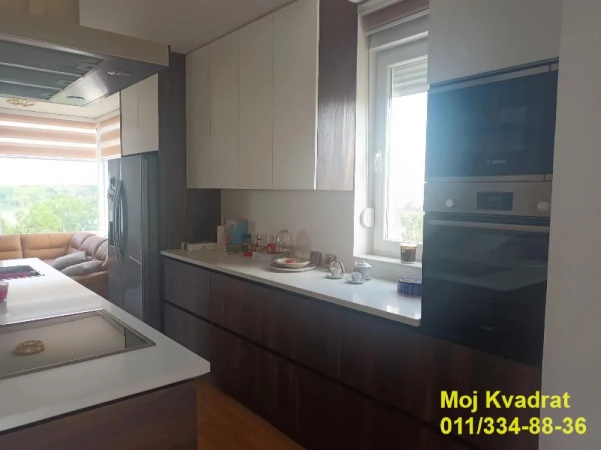 Prodaja, trosoban stan, 92m², Novi Banovci, Stara Pazova