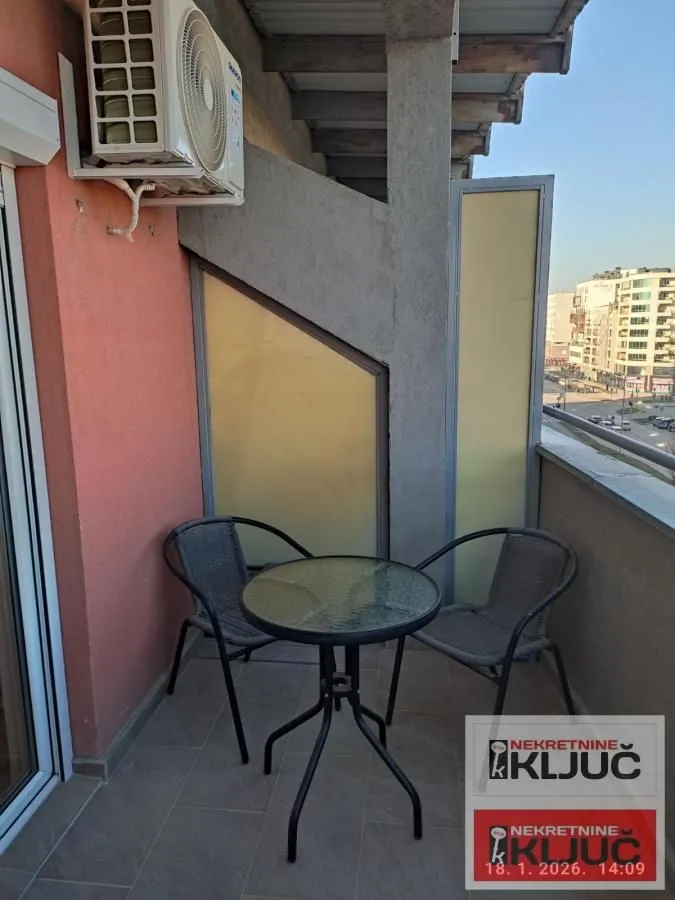 Prodaja, dvosoban stan, 54m², Bulevar Evrope, Novi Sad Sve Podlokacije