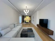 Izdavanje, trosoban stan, 120m², Gorica C, Podgorica - image 1