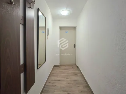 Rent, one bedroom apartment, 55m², Momišići, Podgorica - image 9