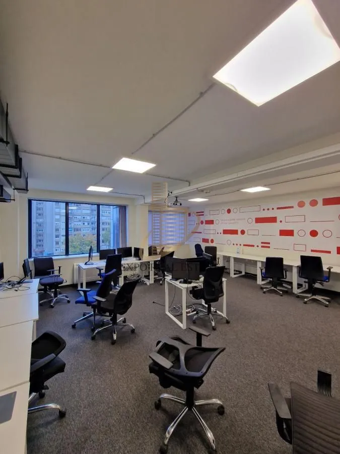 Rent, office space, 256m², Bulevar Oslobodjenja, Novi Sad Sve Podlokacije