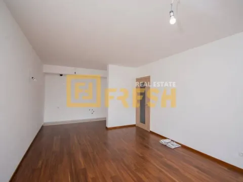 Izdavanje, trosoban stan, 95m², Master Kvart, Podgorica - image 5