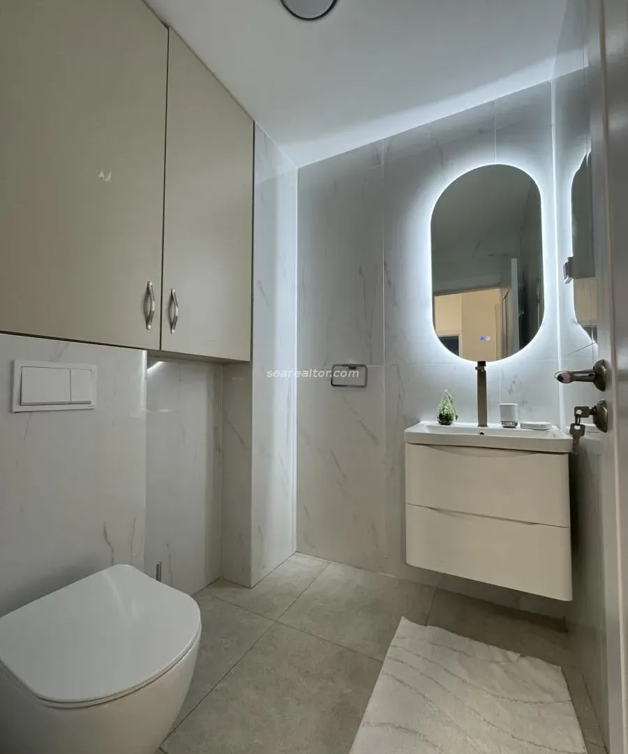 Sale, two bedroom apartment, 74m², Bečići, Budva