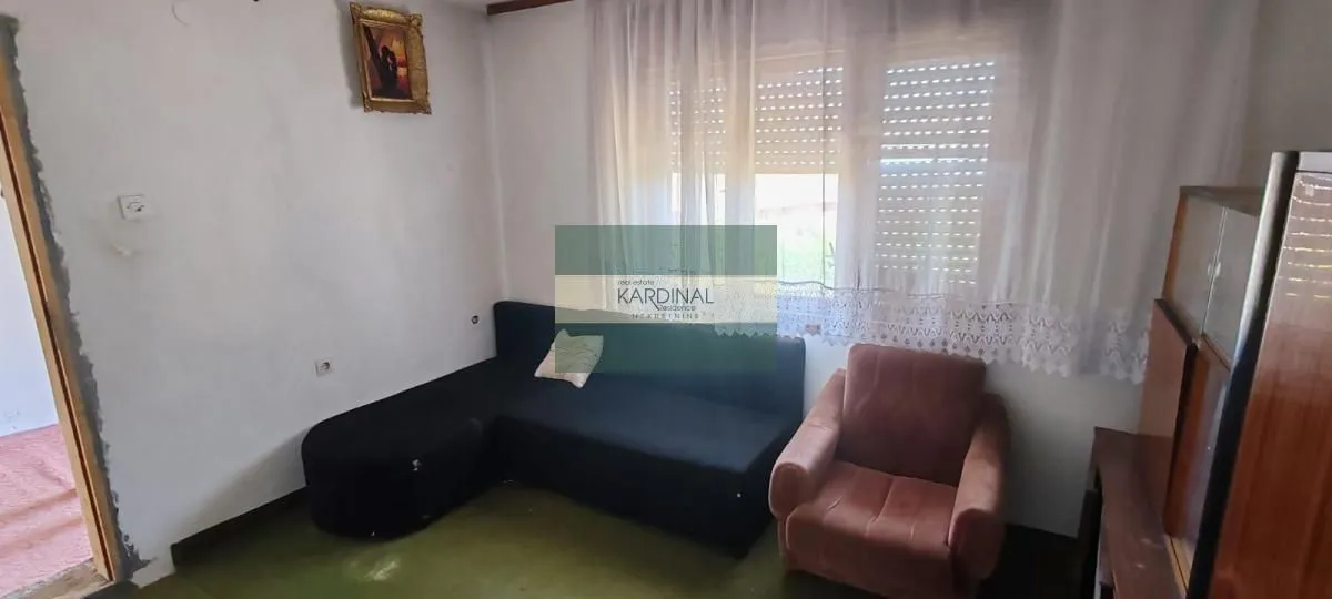 Prodaja, kuća, 250m², Crnče, Jagodina