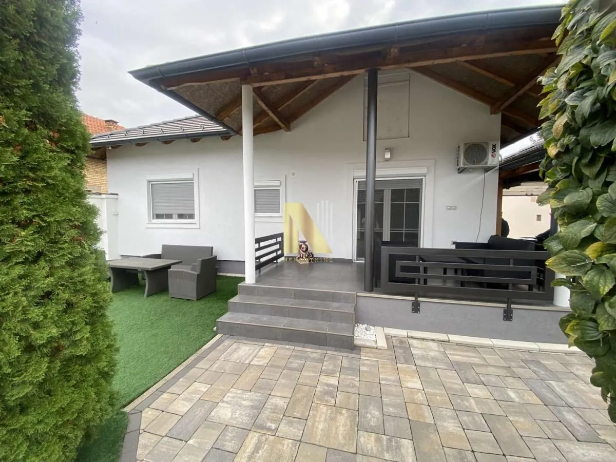 Sale, house, 147m², Centar, Žabljak