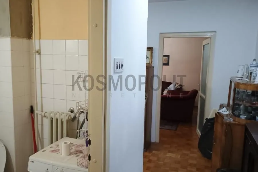 Prodaja, jednosoban stan, 49m², Brace Jerković, Voždovac Sve Podlokacije