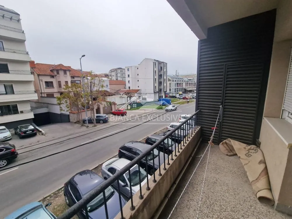 Prodaja, četvorosoban stan, 79m², Južni Bulevar, Vračar Sve Podlokacije