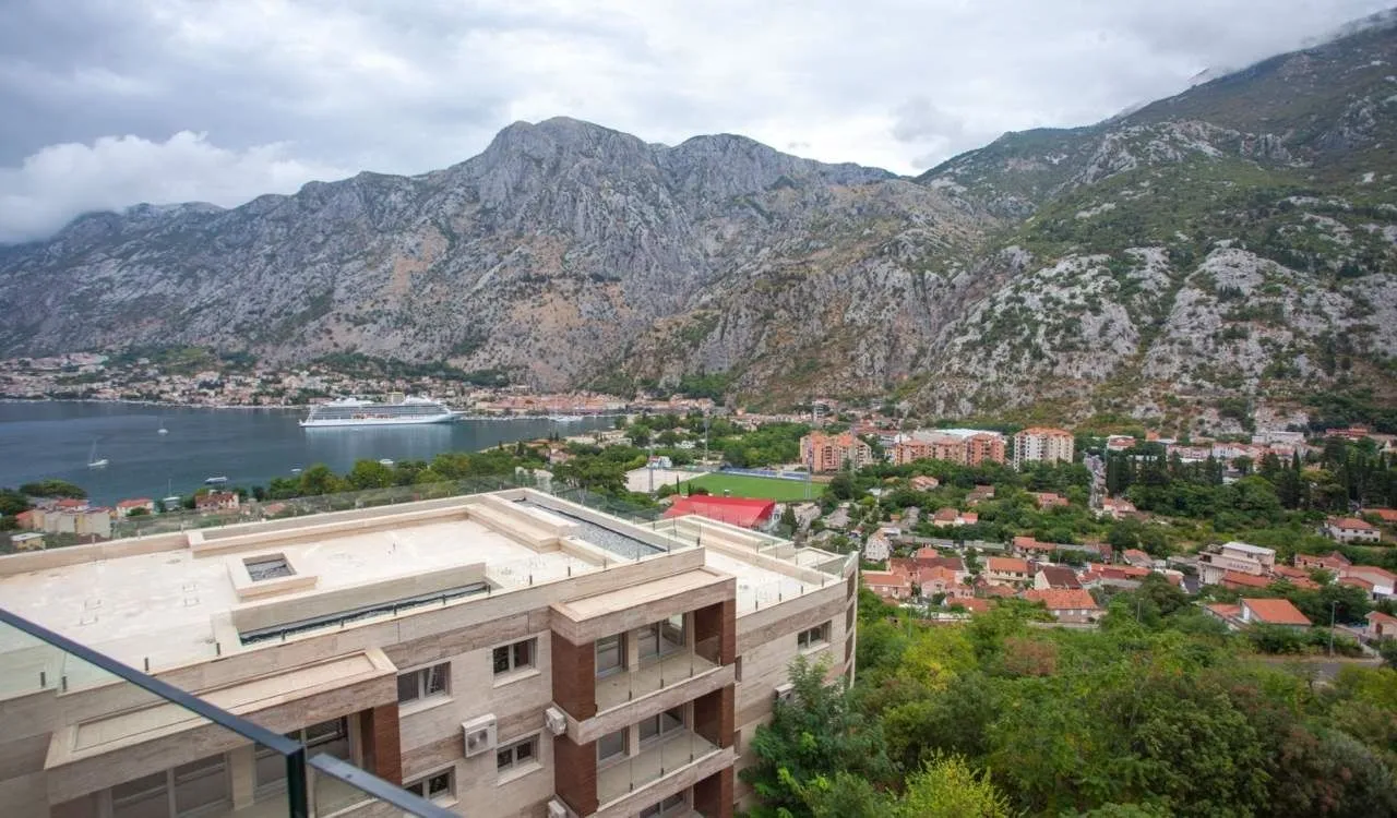 Sale, one bedroom apartment, 52m², Škaljari, Kotor