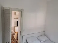 Rent, two bedroom apartment, 80m², Tripovići, Tivat - image 4