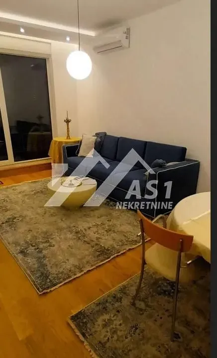 Izdavanje, trosoban stan, 67m², Telep, Novi Sad Sve Podlokacije