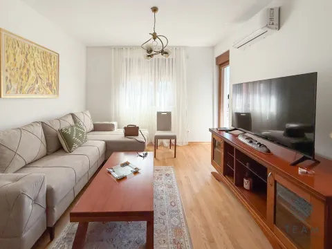 Rent, one bedroom apartment, 40m², Stari Aerodrom, Podgorica - image 2