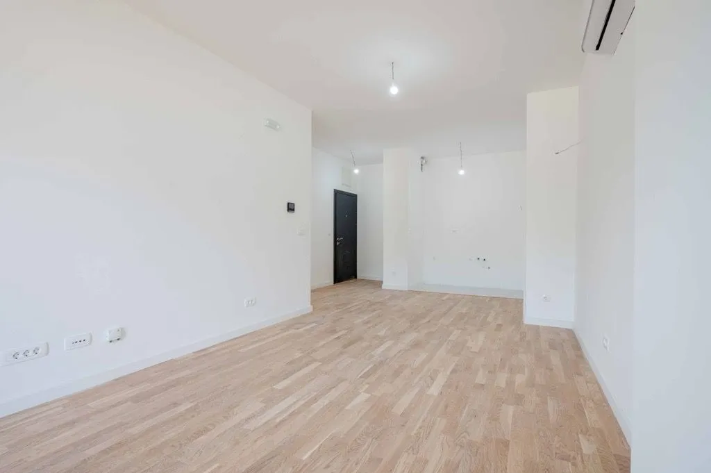 Prodaja, dvosoban stan, 65m², Centar, Bar