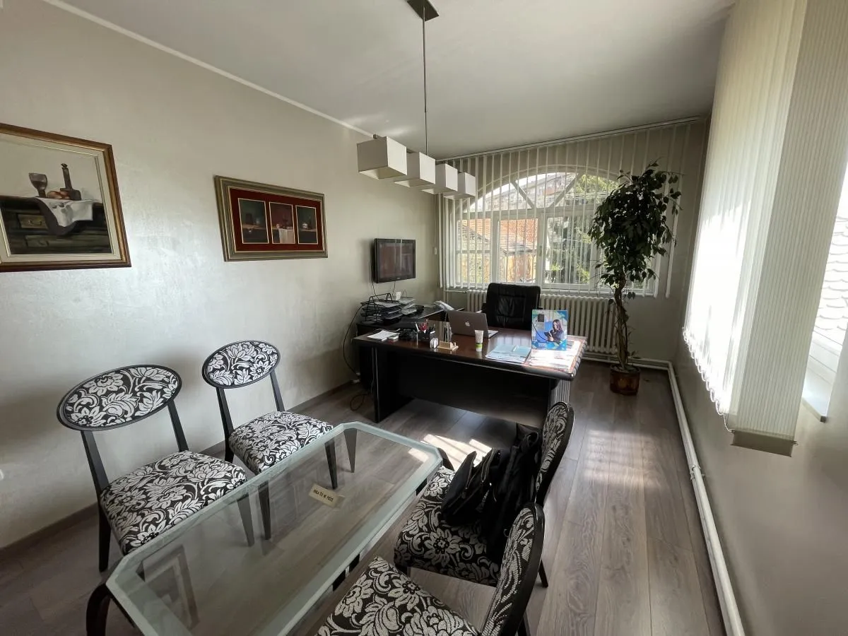 Rent, office space, 120m², Banatić, Novi Sad Sve Podlokacije