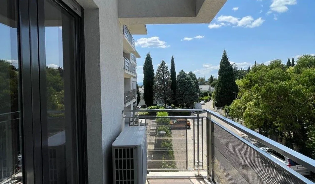 Prodaja, jednosoban stan, 40m², Gorica C, Podgorica