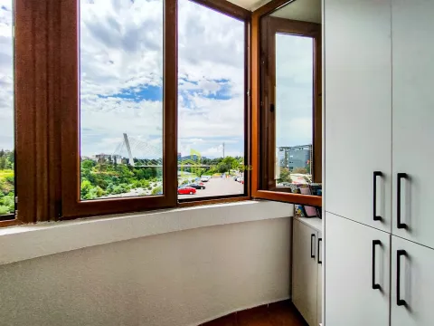 Izdavanje, trosoban stan, 99m², Momišići, Podgorica - image 16