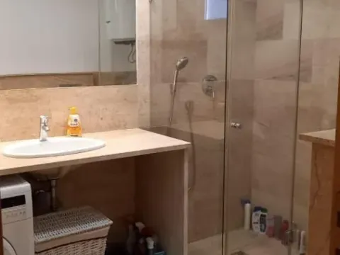 Sale, two bedroom apartment, 85m², Budva, Crna Gora - image 14