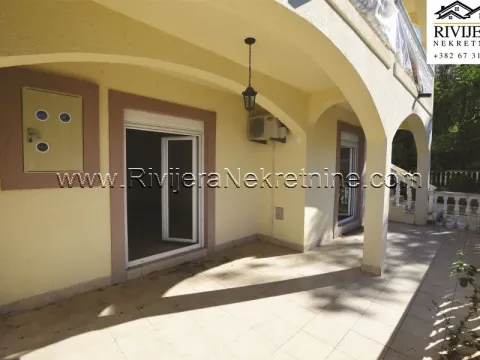 Prodaja, kuća, 275m², Topla, Herceg Novi - image 11